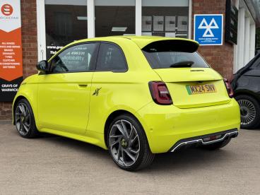 SPOTICAR Abarth 500e 42kwh Scorpionissima Auto 3dr Used Car - Saloon Electric Green - Warwick - 1200583947_2