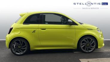 SPOTICAR Abarth 500e 42kwh Turismo Auto 3dr Used Car - Saloon Electric Green - Bristol - 1200584797_2