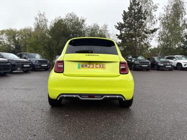 SPOTICAR Abarth 500e 42kwh Turismo Auto 3dr Used Car - Saloon Electric Green - Kidlington - 1200589470_5