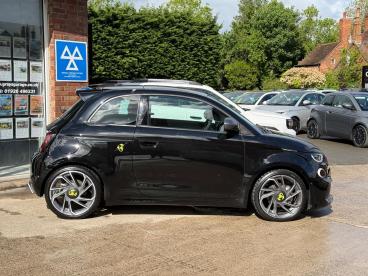SPOTICAR Abarth 500e 42kwh Turismo Auto 3dr Used Car - Saloon Electric Black - Warwick - 1200612974_2