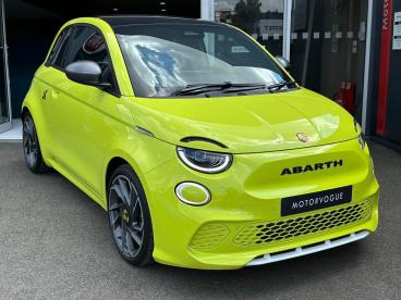 SPOTICAR Abarth 500e 42kwh Turismo Auto 3dr Used Car - Saloon Electric Green - Northampton - 1200614419_1