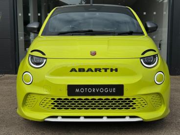 SPOTICAR Abarth 500e 42kwh Turismo Auto 3dr Used Car - Saloon Electric Green - Bury St. Edmunds - 1200614465_5