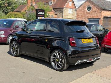 SPOTICAR Abarth 500e 42kwh Turismo Auto 3dr Used Car - Saloon Electric Black - Warwick - 1200621284_2
