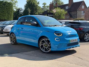 SPOTICAR Abarth 500e 42kwh Scorpionissima Auto 3dr Used Car - Saloon Electric Blue - Warwick - 1200621286_1
