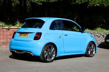 SPOTICAR Abarth 500e 42kwh Scorpionissima Auto 3dr Used Car - Saloon Electric Blue - Warwick - 1200638710_2