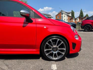 SPOTICAR Abarth 595 1.4 T-jet Turismo 70th Euro 6 3dr Used Car - City Car Petrol Red - Colchester - 1200529522_4