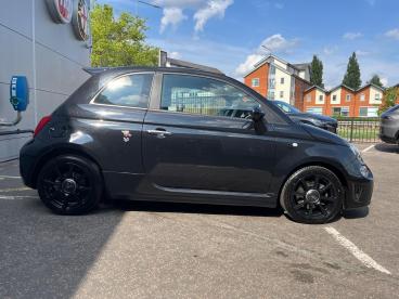 SPOTICAR Abarth 595 1.4 T-jet Euro 6 3dr Used Car - City Car Petrol Black - Colchester - 1200531972_2