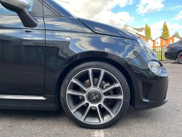 SPOTICAR Abarth 595 1.4 T-jet Turismo Auto Euro 6 3dr Used Car - City Car Petrol Black - Colchester - 1200552107_4
