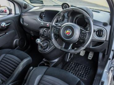 SPOTICAR Abarth 595 1.4 T-jet Competizione Euro 6 3dr Used Car - City Car Petrol Grey - Nuneaton - 1200557717_4