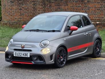 SPOTICAR Abarth 595 1.4 T-jet F595 Pista Euro 6 3dr Used Car - City Car Petrol Grey - Hemel Hempstead - 1200580387_3