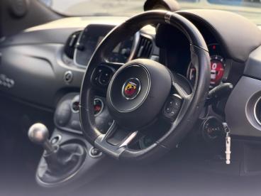 SPOTICAR Abarth 595 1.4 T-jet Turismo 70th Euro 6 3dr Used Car - City Car Petrol Black - Warwick - 1200581171_3