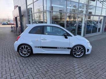 SPOTICAR Abarth 595 1.4 T-jet Turismo Auto Euro 6 3dr Used Car - City Car Petrol Grey - Trowbridge - 1200587463_3