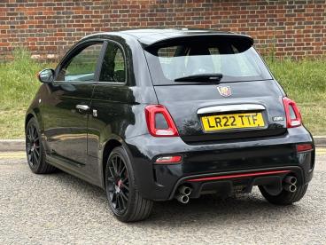 SPOTICAR Abarth 595 1.4 T-jet F595 Pista Auto Euro 6 3dr Used Car - City Car Petrol Black - Hemel Hempstead - 1200607744_2