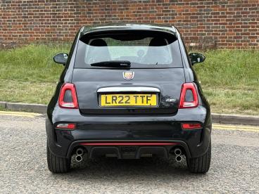 SPOTICAR Abarth 595 1.4 T-jet F595 Pista Auto Euro 6 3dr Used Car - City Car Petrol Black - Hemel Hempstead - 1200607744_4