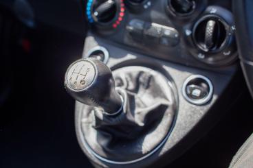 SPOTICAR Abarth 595 1.4 T-jet Pista 70th Euro 6 3dr Used Car - City Car Petrol Blue - Nuneaton - 1200613300_5