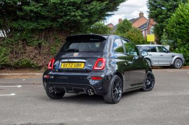 SPOTICAR Abarth 595 1.4 T-jet F595 Pista Euro 6 3dr Used Car - City Car Petrol Black - Hinckley - 1200623914_4