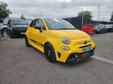 SPOTICAR Abarth 595 1.4 T-jet Euro 6 3dr Used Car - City Car Petrol Yellow - Cheltenham - 1200636655_1