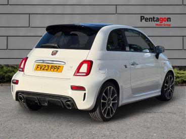 SPOTICAR Abarth 595 1.4 T-jet Turismo Euro 6 3dr Used Car - City Car Petrol White - Lincoln - 1200640200_4