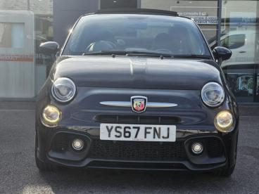 SPOTICAR Abarth 595c 1.4 T-jet Cabrio Euro 6 2dr Used Car - Convertible Petrol Black - Watford - 1200548888_3