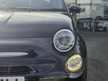 SPOTICAR Abarth 595c 1.4 T-jet Cabrio Euro 6 2dr Used Car - Convertible Petrol Black - Watford - 1200548888_4