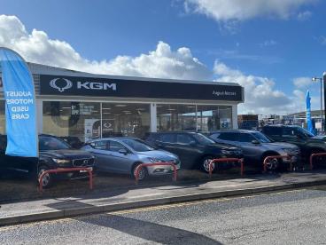 SPOTICAR Abarth 600e 54kwh Scorpionissima Auto 5dr Used Car - Suv Electric Purple - Salisbury - 500531023_5