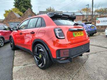 SPOTICAR Abarth 600e 54kwh Auto 5dr Used Car - Suv Electric Orange - Warwick - 1200553532_2