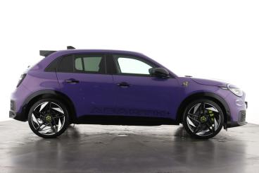 SPOTICAR Abarth 600e 54kwh Scorpionissima Auto 5dr Used Car - Suv Electric Purple - Epsom - 1200563476_4