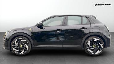 SPOTICAR Abarth 600e 54kwh Auto 5dr Used Car - Suv Electric Black - Canterbury - 1200576273_3