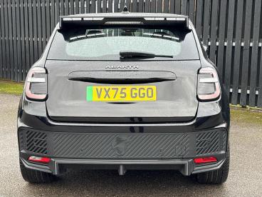 SPOTICAR Abarth 600e 54kwh Auto 5dr Used Car - Suv Electric Black - Swindon - 1200592118_5