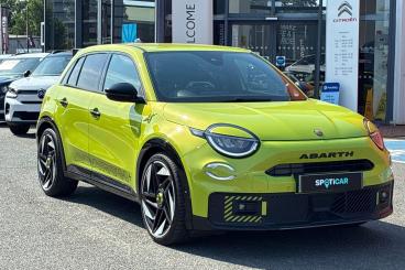 SPOTICAR Abarth 600e 54kwh Scorpionissima Auto 5dr Used Car - Suv Electric Green - Exeter - 1200619440_1