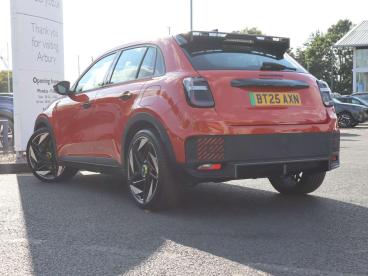 SPOTICAR Abarth 600e 54kwh Auto 5dr Used Car - Suv Electric Orange - Aldridge - 1200625337_3