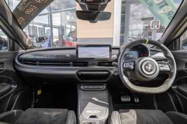 SPOTICAR Abarth 600e 54kwh Scorpionissima Auto 5dr Used Car - Suv Electric Purple - Nuneaton - 1200630815_3