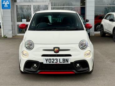 SPOTICAR Abarth 695 1.4 T-jet Euro 6 3dr Used Car - City Car Petrol White - Chippenham - 1200591626_2