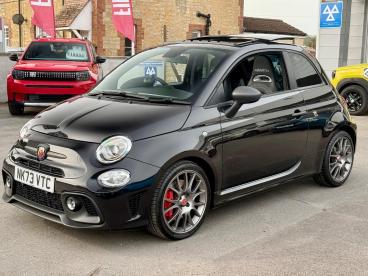 SPOTICAR Abarth 695 1.4 T-jet Euro 6 3dr Used Car - City Car Petrol Black - Chippenham - 1200591627_3
