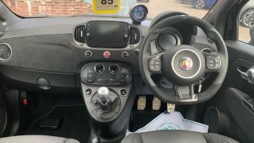 SPOTICAR Abarth 695 1.4 T-jet 75th Anniversario Euro 6 3dr Used Car - City Car Petrol Black - Crawley - 1200601644_4