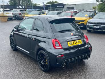 SPOTICAR Abarth 695 1.4 T-jet Auto Euro 6 3dr Used Car - City Car Petrol Black - Kidlington - 1200608611_5