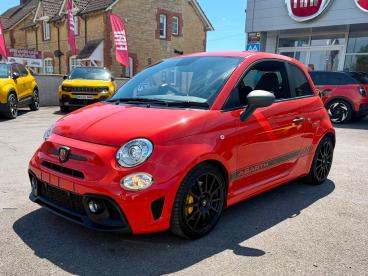 SPOTICAR Abarth 695 1.4 T-jet Competizione Auto Euro 6 3dr Used Car - City Car Petrol Orange - Chippenham - 1200620595_3