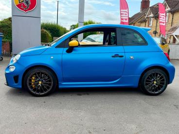SPOTICAR Abarth 695 1.4 T-jet Competizione Auto Euro 6 3dr Used Car - City Car Petrol Blue - Chippenham - 1200620922_5