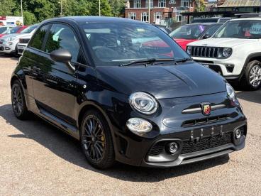 SPOTICAR Abarth 695 1.4 T-jet Euro 6 3dr Used Car - City Car Petrol Black - Leicester - 1200621789_1