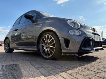 SPOTICAR Abarth 695 1.4 T-jet Turismo Euro 6 3dr Used Car - City Car Petrol Grey - Corby - 1200623339_2