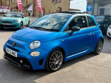 SPOTICAR Abarth 695 1.4 T-jet Auto Euro 6 3dr Used Car - City Car Petrol Blue - Chippenham - 1200626633_5