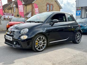 SPOTICAR Abarth 695 1.4 T-jet Turismo Euro 6 3dr Used Car - City Car Petrol Black - Chippenham - 1200628066_3