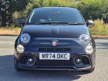 SPOTICAR Abarth 695 1.4 T-jet 75th Anniversario Euro 6 3dr Used Car - City Car Petrol Black - Kidlington - 1200628869_2