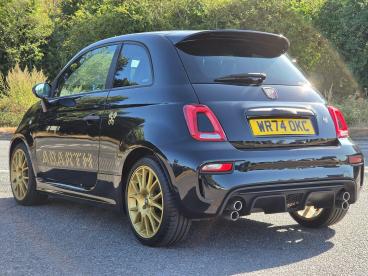 SPOTICAR Abarth 695 1.4 T-jet 75th Anniversario Euro 6 3dr Used Car - City Car Petrol Black - Kidlington - 1200628869_3