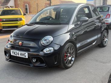 SPOTICAR Abarth 695c 1.4 T-jet Turismo Cabrio Euro 6 2dr Used Car - Saloon Petrol Black - Chippenham - 1200580182_3