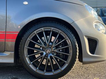 SPOTICAR Abarth 695c 1.4 T-jet Competizione Cabrio Euro 6 2dr Used Car - Saloon Petrol Grey - Swindon - 1200581181_4