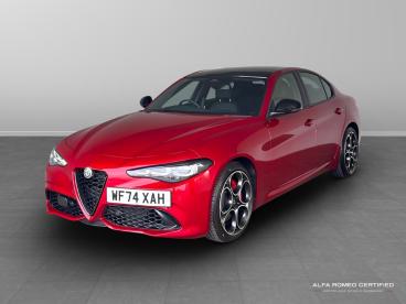 ALFA ROMEO CERTIFIED Alfa Romeo Giulia 2.0t Sprint Auto Euro 6 (s/s) 4dr Used Car - Saloon Petrol Red - Exeter - 504711_3