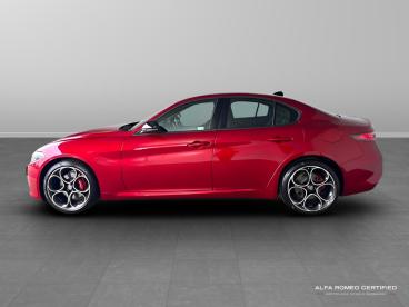 ALFA ROMEO CERTIFIED Alfa Romeo Giulia 2.0t Sprint Auto Euro 6 (s/s) 4dr Used Car - Saloon Petrol Red - Exeter - 504711_5