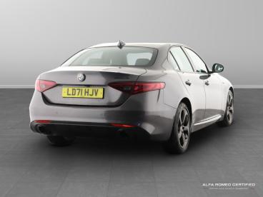 ALFA ROMEO CERTIFIED Alfa Romeo Giulia 2.0t Sprint Auto Euro 6 (s/s) 4dr Used Car - Saloon Petrol Grey - Epsom - 506831_3