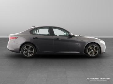 ALFA ROMEO CERTIFIED Alfa Romeo Giulia 2.0t Sprint Auto Euro 6 (s/s) 4dr Used Car - Saloon Petrol Grey - Epsom - 506831_5
